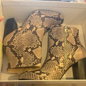 Steve Madden Beige and Black Snake Print Ankle Boots